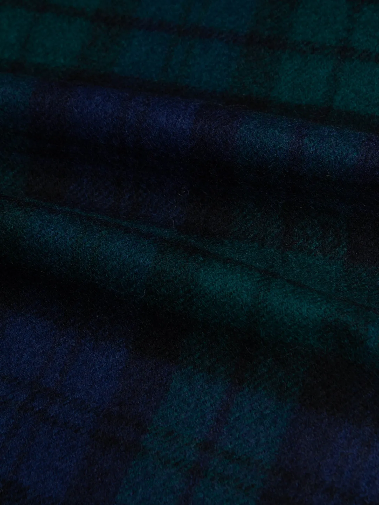 Black Watch Scarf in Tartan Check Lambswool