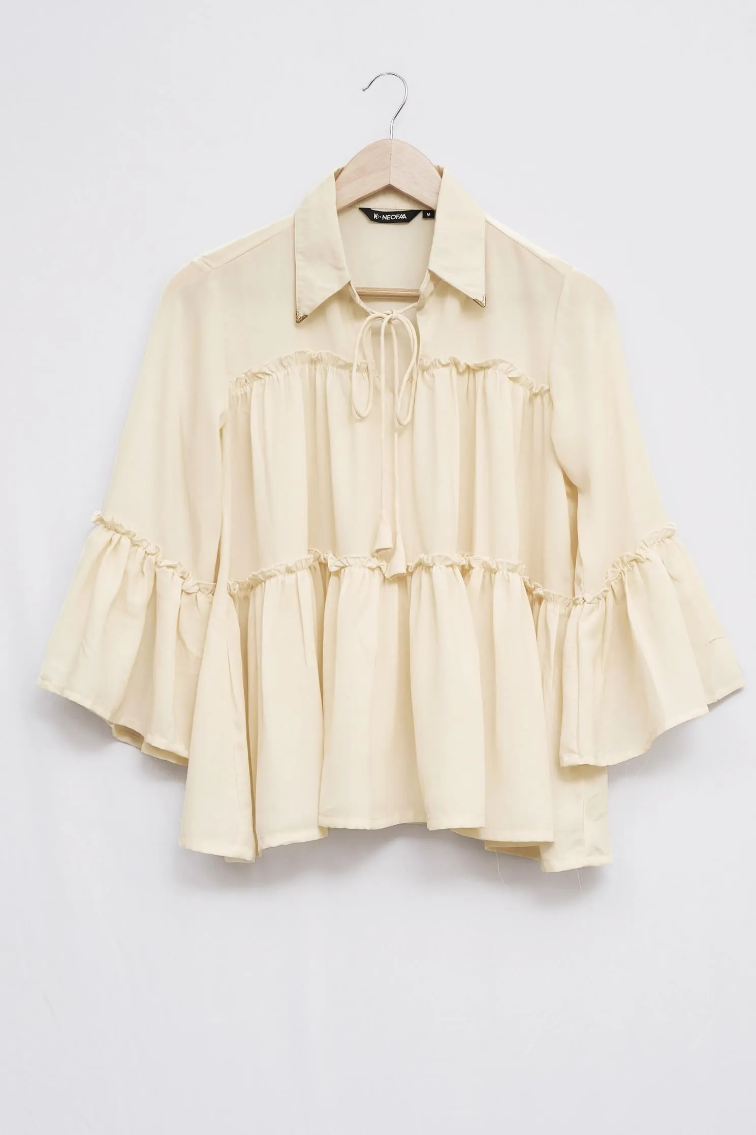 Cream Flarred Tie Up Blouson Top