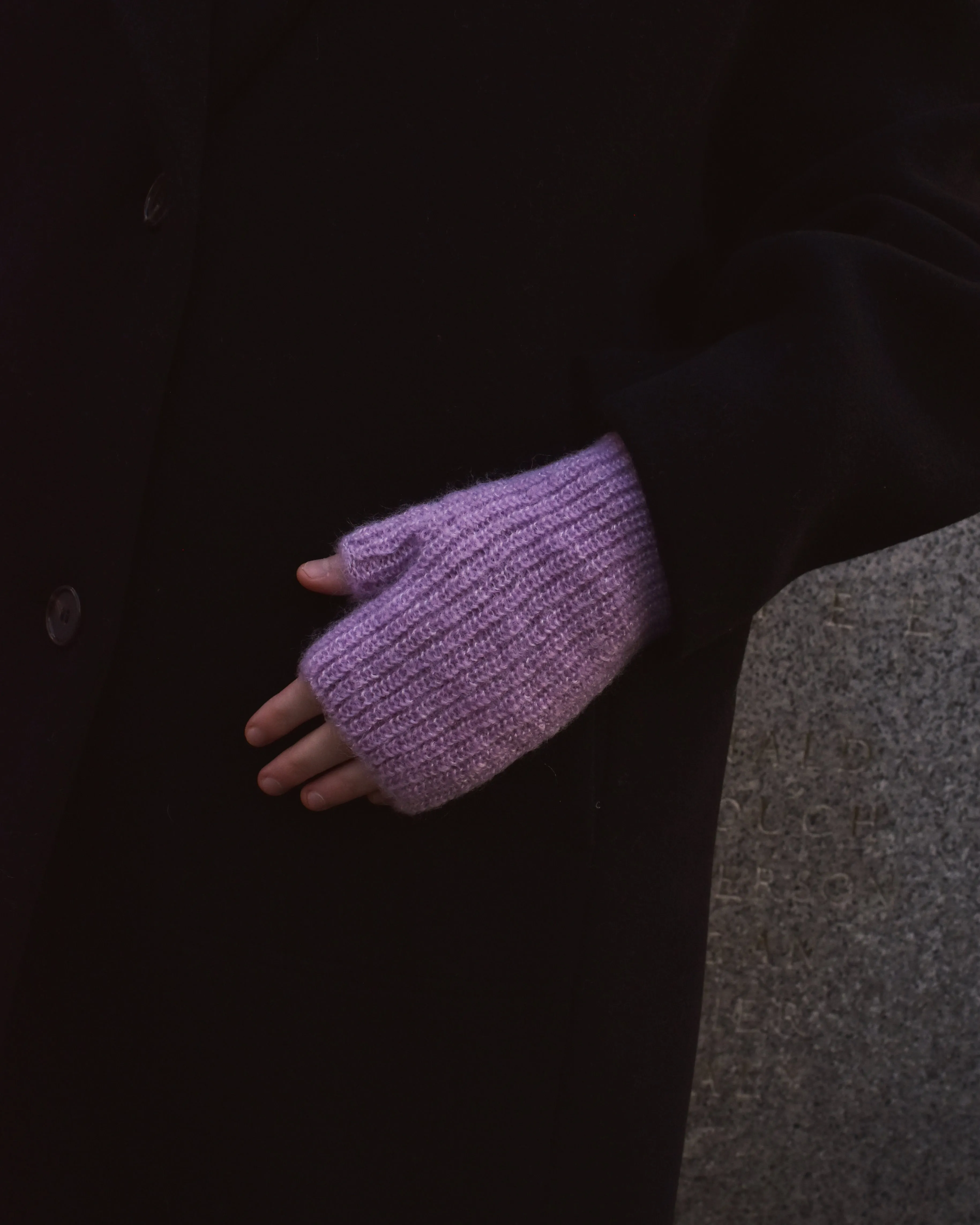 Denovembre Neige Lilac Knitted Mohair Silk Fingerless Gloves