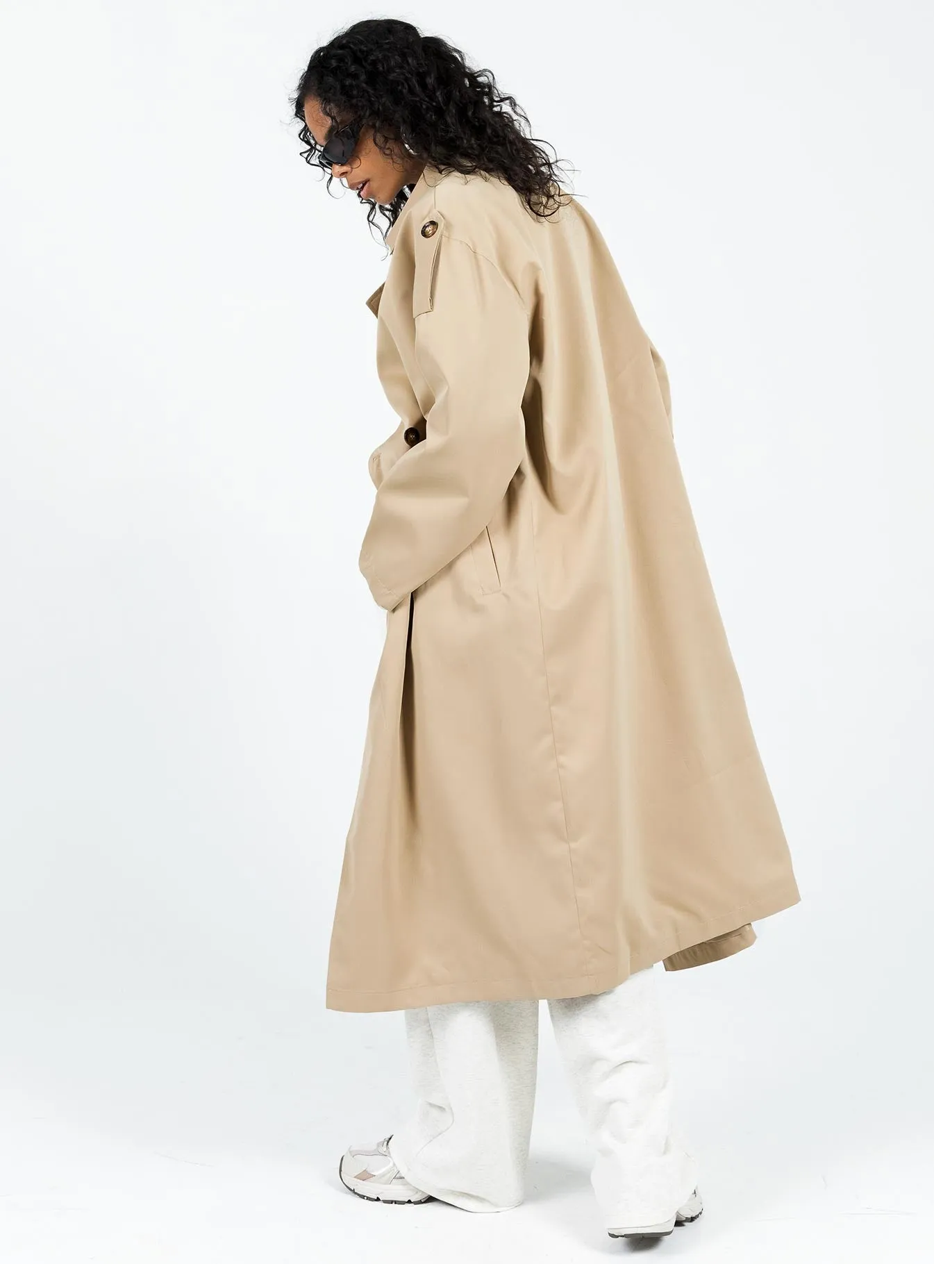 Elgata Trench Coat Beige