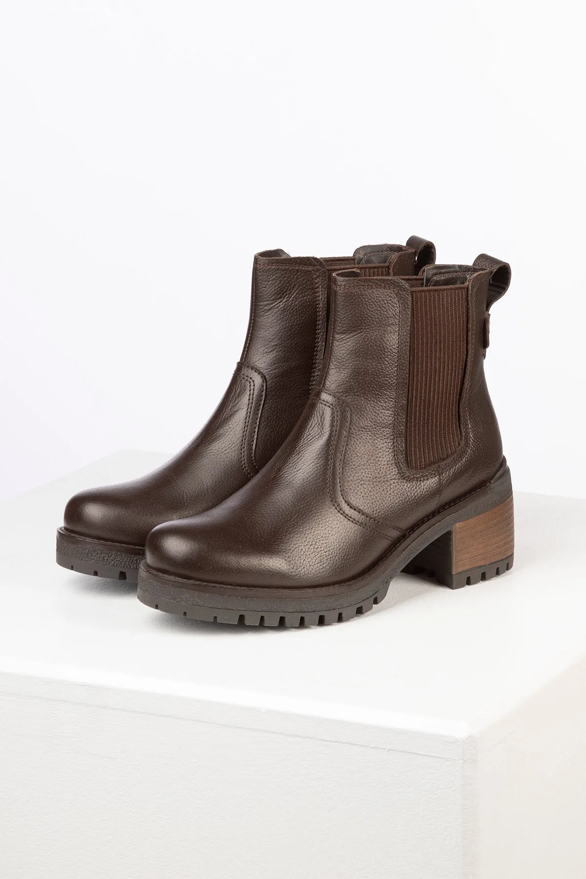 Ladies Heeled Leather Chelsea Boots - Welburn