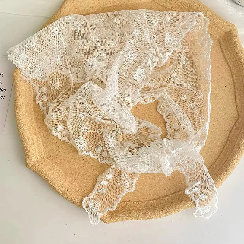 White Woven Floral Lace Hair Scarf Wraps Women Retro Triangle Headscarf Hat Travel Photo Headband Hair Accessories